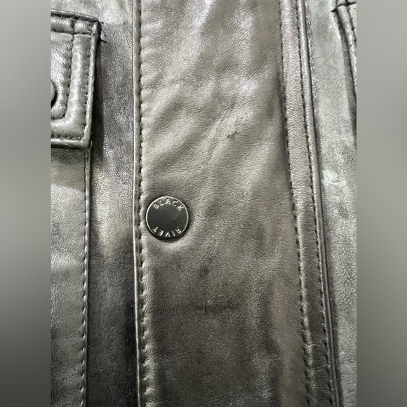 Genuine Leather Jacket - Picture 8 of 12